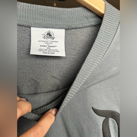 Disneyland Gray Fuzzy Mickey Icons Spirit Jersey (XS) - Picture 4 of 5